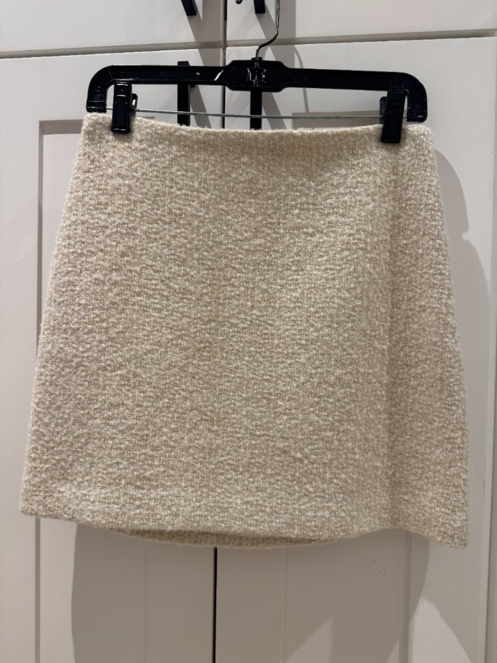 Theory, A-Line Mini Skirt in Tweed, Size 2 - Picture 2 of 6